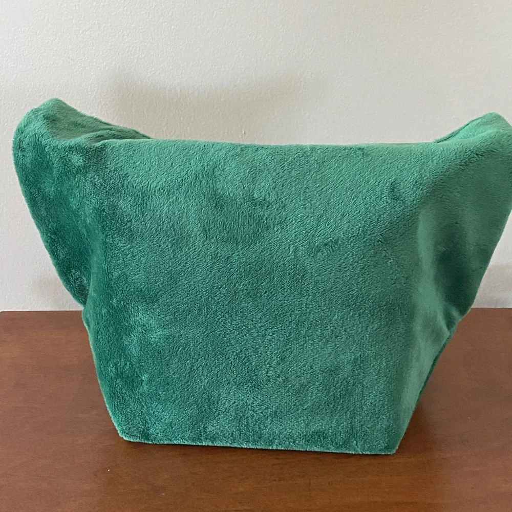 RMS Beauty Green 'mine' Velvet Pouch with Gold Padlock NWOT